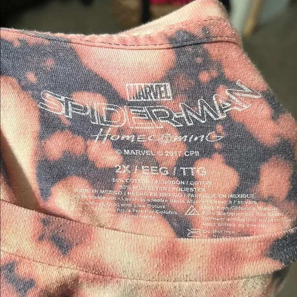 Spider-Man and Iron Man Acid Wash T-Shirt Men’s XXL - Picture 10 of 10